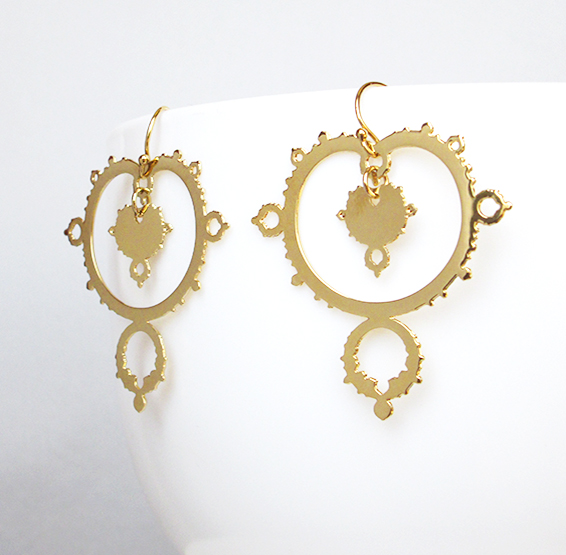 Mandelbrot fractals earrings in gold by Delftia Science jewelry